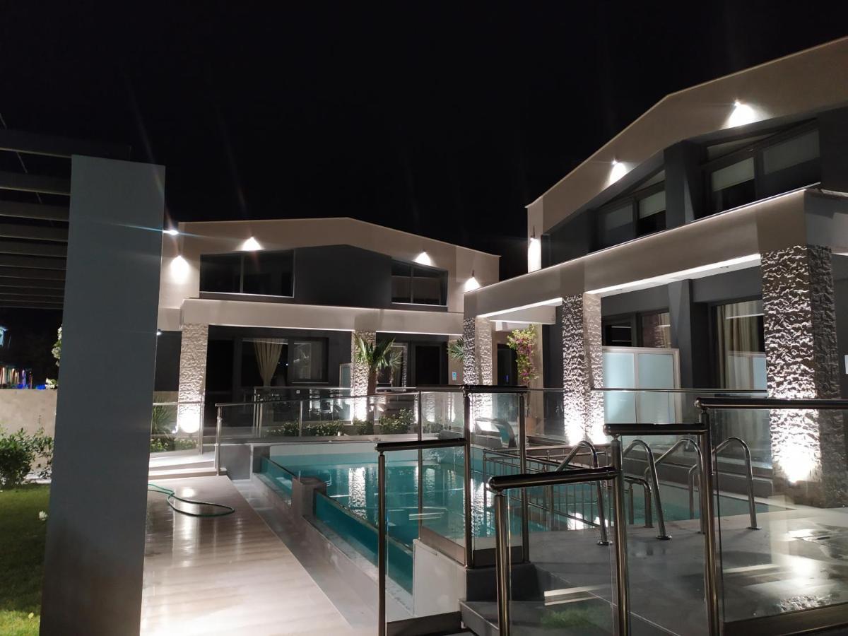 Amalia Deluxe Villas Nea Vrasna Exterior photo